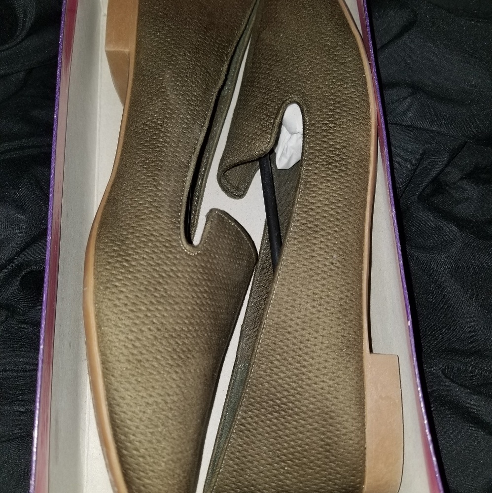 Olive green Flats